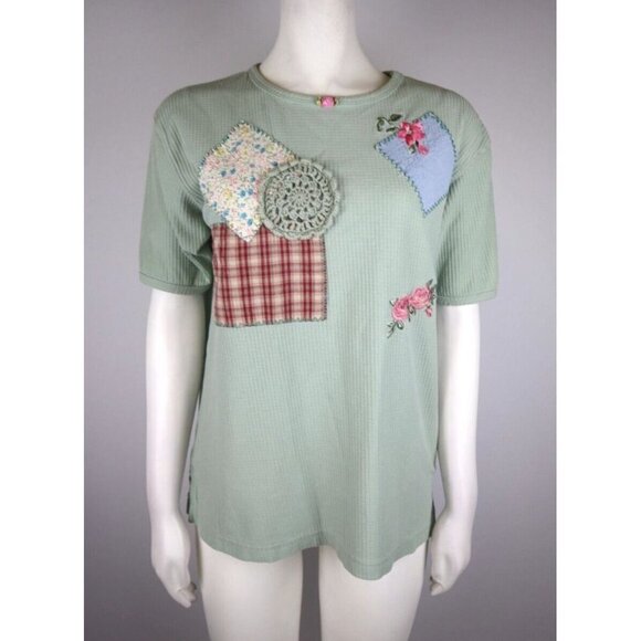 RENEE M SPORT - WOMEN'S GREEN SHORT SLEEVE APPLIQUE PATCHWORK T-SHIRT - SIZE PS - Picture 1 of 8